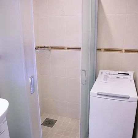 Apartment Vintage Style 1 Km From The Beach *